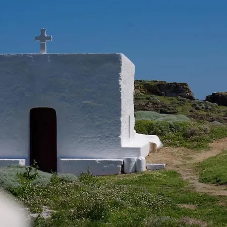 Unique Anoi House - In The Heart Of Village بيت للعطل سكيروس