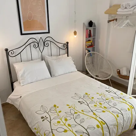 Unique Anoi House - In The Heart Of Village بيت للعطل *